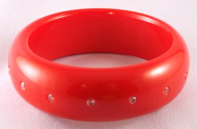 AB17 tomato red bakelite bangle w CZs